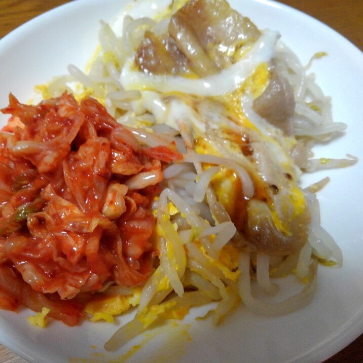 もやしと豚肉の卵とじ キムチのせ レシピ 作り方 By Randebu 楽天レシピ もやしと豚肉の卵とじ キムチのせ レシピ 作り方 By Randebu 楽天レシピ